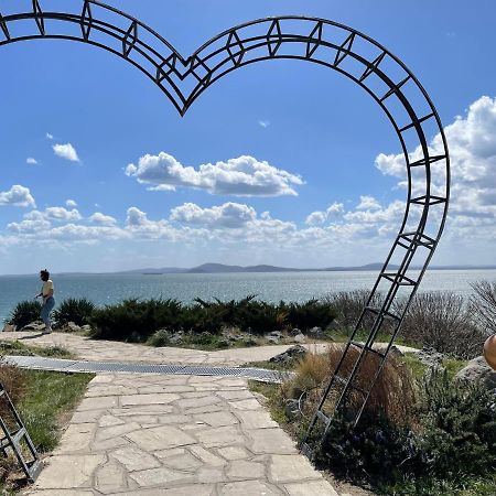 Brand New First Line Sea View 2 Bedroom Apartment Burgas Exterior photo